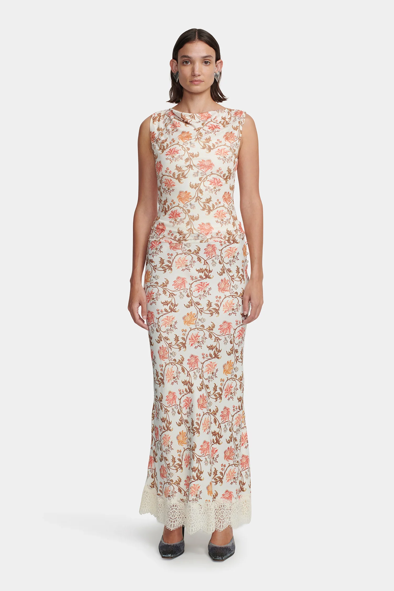 Bertie Top Cream Wallpaper - Image 3