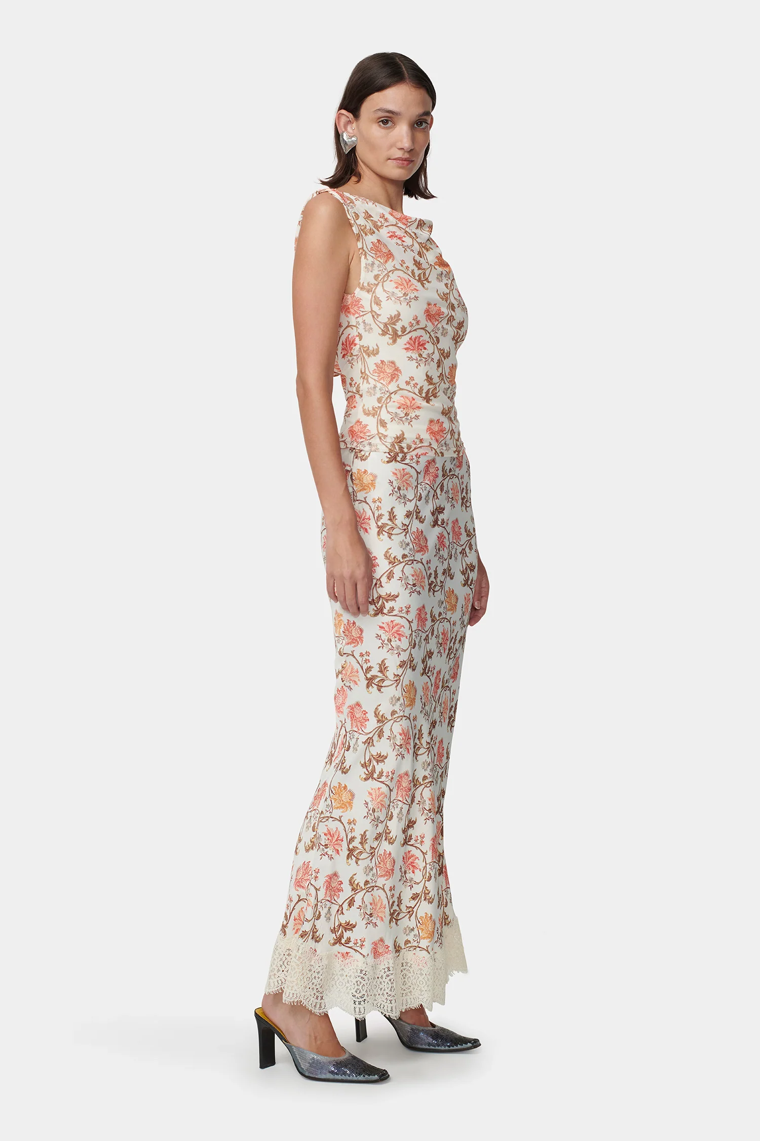 Bertie Top Cream Wallpaper - Image 5